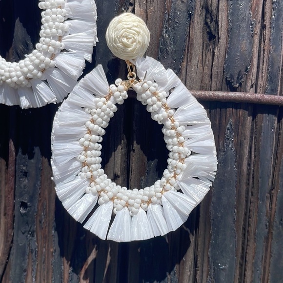 Nib Pink Linen White Fringed BoHo Tear drop Earrings - Picture 3 of 6